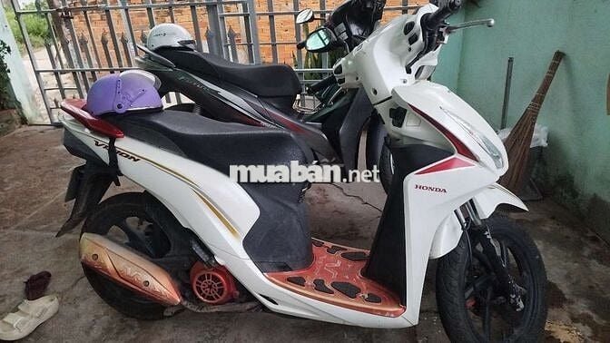 Honda Vision 2019 Trắng đỏ