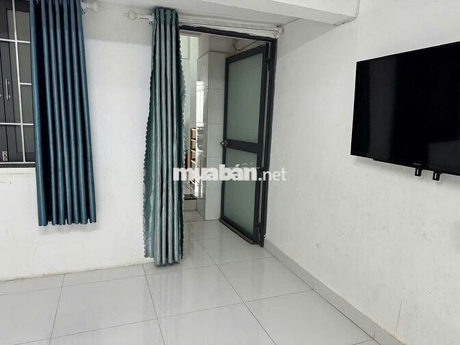 CHÍNH CHỦ cho thuê CHDV đường Lê Thị Riêng, Phường Bến Thành, Quận 1.