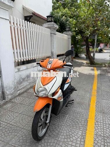 Honda Click Tự động Cam, Trắng, Đen