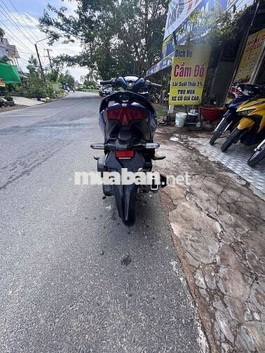 Honda Vario Xanh Zin êm