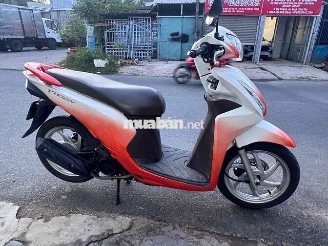 Honda Vision 2014 màu Đỏ trắng