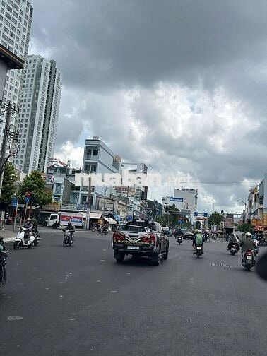 Kẹt bán gấp MT Phạm Hùng,Q8,4lau,5.5x17m,thuê 40tr/th.hơn 16ty