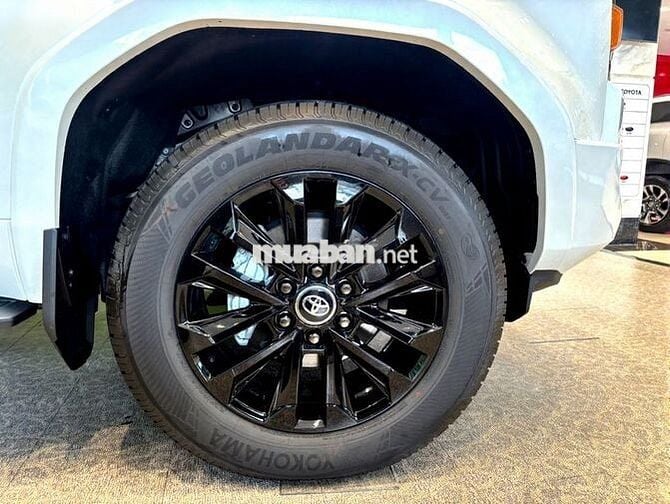 Xe Toyota Prado LC250 2.4L 2026 - 3 Tỷ 399 Triệu