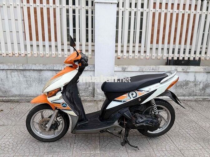 Honda Click Tự động Cam, Trắng, Đen