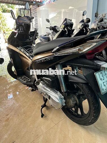 Honda Air Blade Đen, Vàng đồng đã qua sử dụng