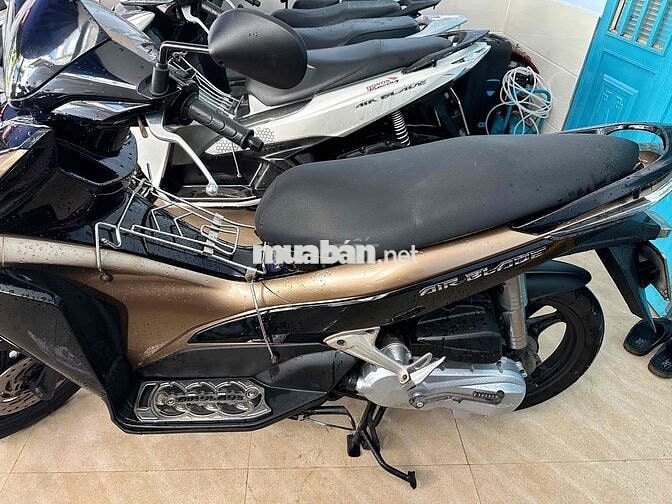Honda Air Blade Đen, Vàng đồng đã qua sử dụng