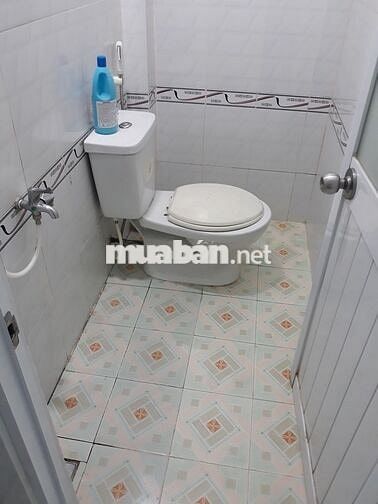 Cho thuê nhà 2lầu 3pn (3.5m x 8m) đường Lê văn Khương vào 30m q.12 cũ