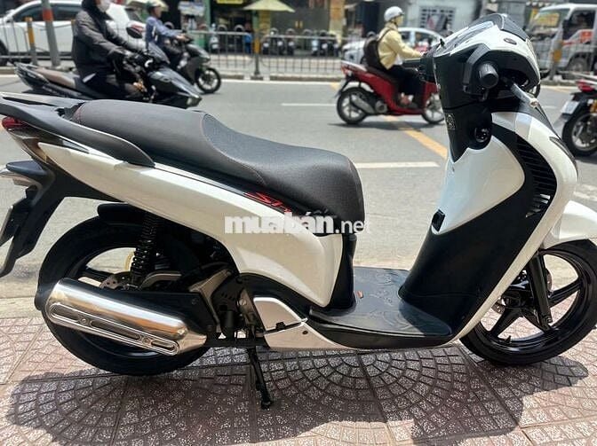 Honda SH 125cc 2010 bs 59ga-17110