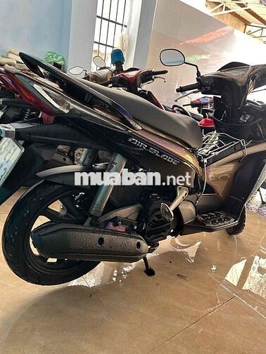 Honda Air Blade Đen, Vàng đồng đã qua sử dụng