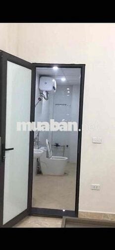 PHÒNG KHÉP KÍN 30M2 TẦNG 1 - FULL ĐỒ CHỈ XÁCH VALI VÀO Ở - GẦN ROYAL C