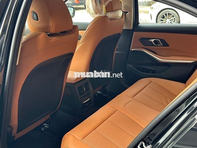 BMW 320i Sportline 2026 Sedan Đen Mới 100%