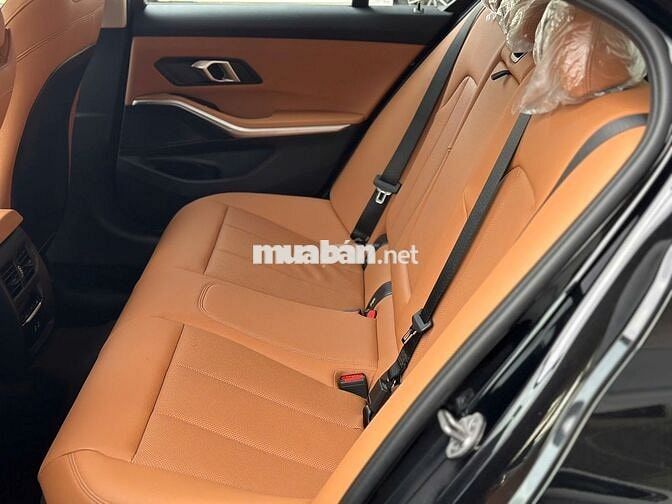 BMW 320i Sportline 2026 Sedan Đen Mới 100%