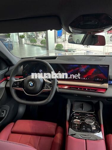 BMW 520i 2026 Trắng