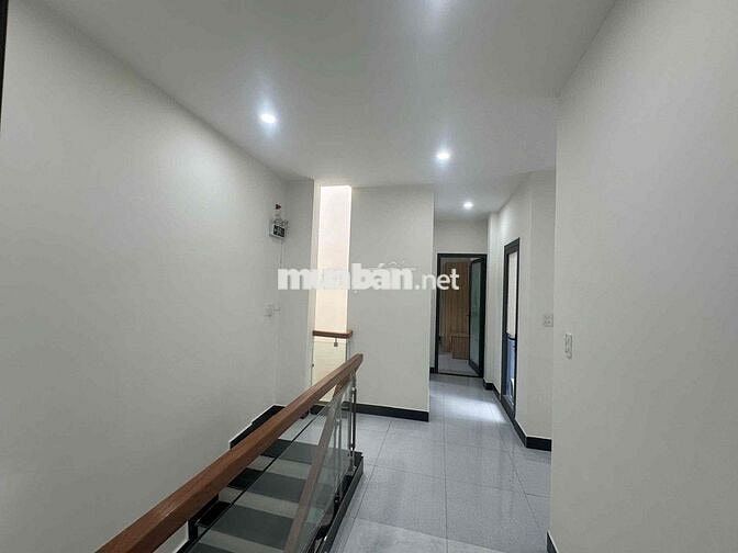 CHO THUÊ NHÀ NGAY TRUNG TÂM THÀNH PHỐ – ĐƯỜNG LÊ DUẨN