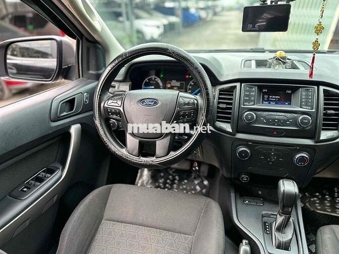 Ford Ranger XLS 2.2AT 2019 Tự động 51,000km Đen