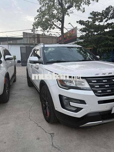 Ford Explorer 2017 2.3 Ecoboost XS Trắng