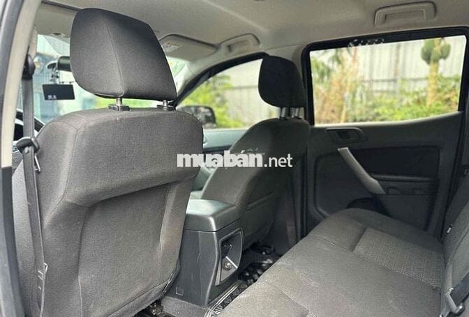 Ford Ranger XLS 2.2AT 2019 Tự động 51,000km Đen