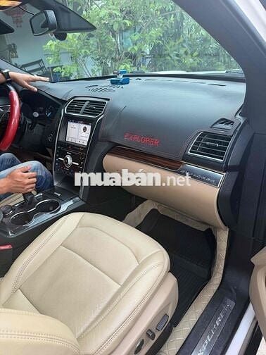 Ford Explorer 2017 2.3 Ecoboost XS Trắng