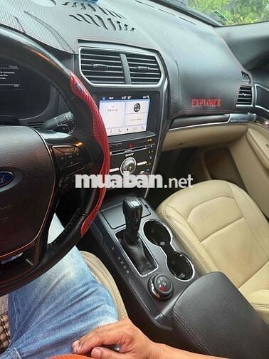Ford Explorer 2017 2.3 Ecoboost XS Trắng