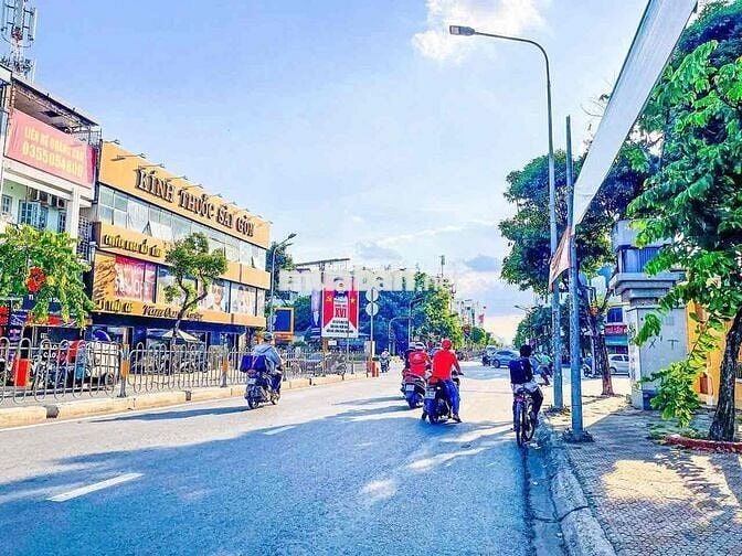 MT NGUYỄN VĂN LƯỢNG CÓ TẦNG HẦM
