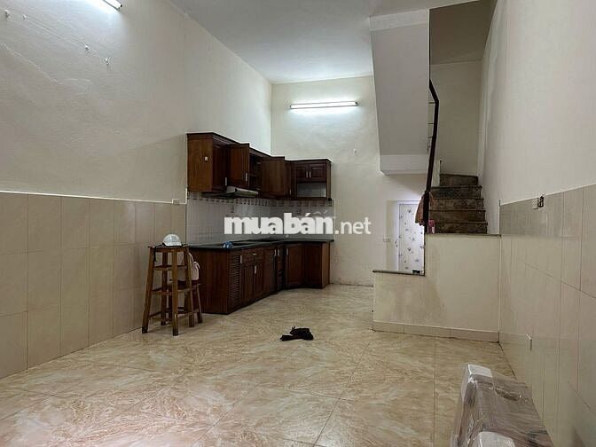 Cho thuê nhà riêng tại Ngõ 292 Phố Chợ Khâm Thiên