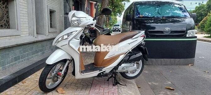 Honda Vision 2014 Trắng.Chính Chủ Biển 49