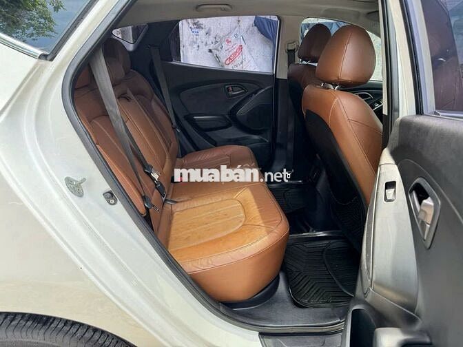 Hyundai Tucson 2013 Trắng 100.000 km