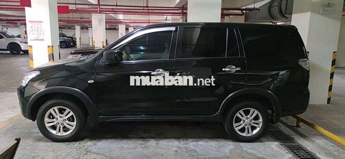 Mitsubishi Zinger 2011 xe gia đình màu Đen