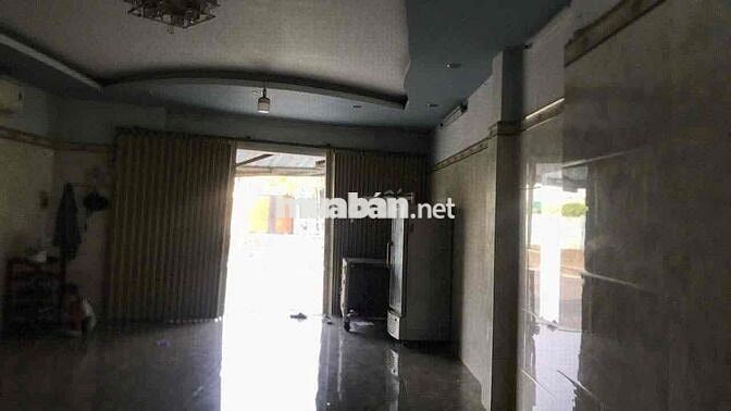 bán gấp nhà mặt tiền phạm văn đồng