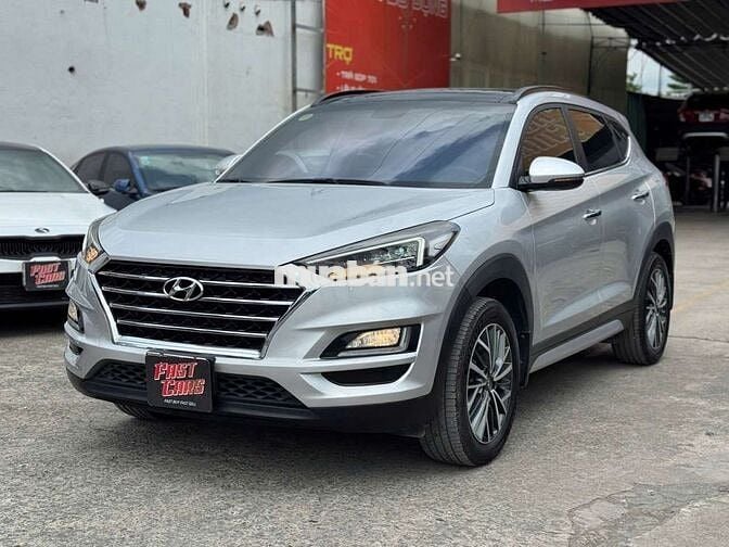 Hyundai Tucson 2019 Đặc biệt 2.0Turbo,xăng,màu bạc