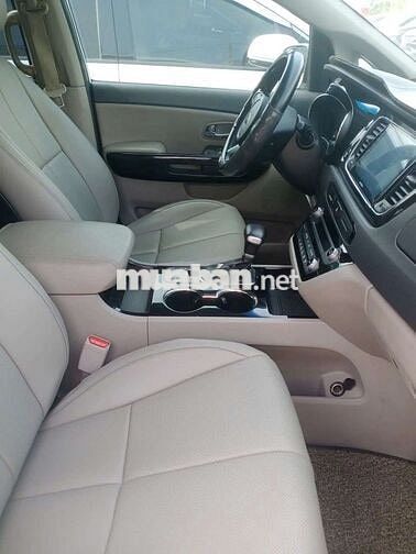 Kia Sedona 2021 Trắng