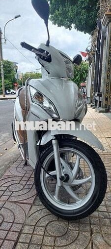 Honda Vision 2014 Trắng.Chính Chủ Biển 49
