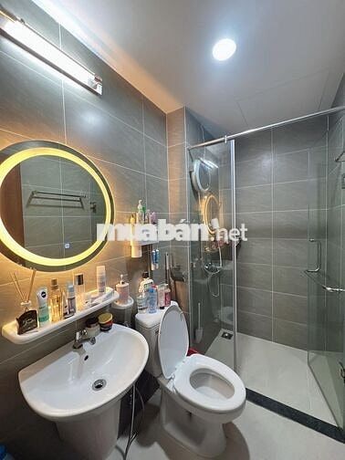 Chính chủ cho thuê Green river 2PN 2WC 11 triệu full nội thất quận 8