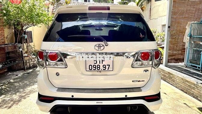 Toyota Fortuner 2.7V Sportivo TRD 2015