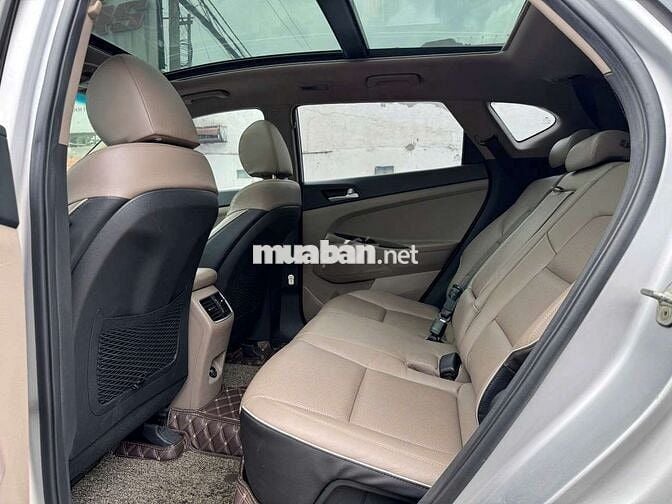 Hyundai Tucson 2019 Đặc biệt 2.0Turbo,xăng,màu bạc