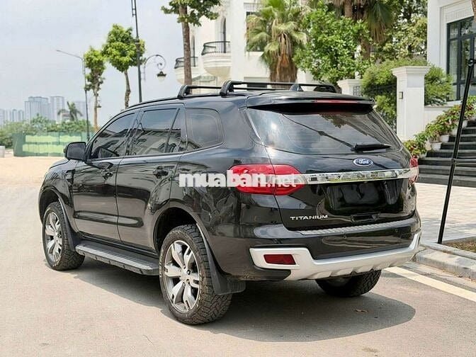 Ford Everest 2016 3.2 Dầu Đen 16 vạn