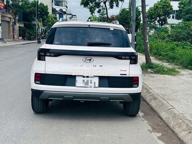 Hyundai Venue 1.0 2024 Trắng 16000 km