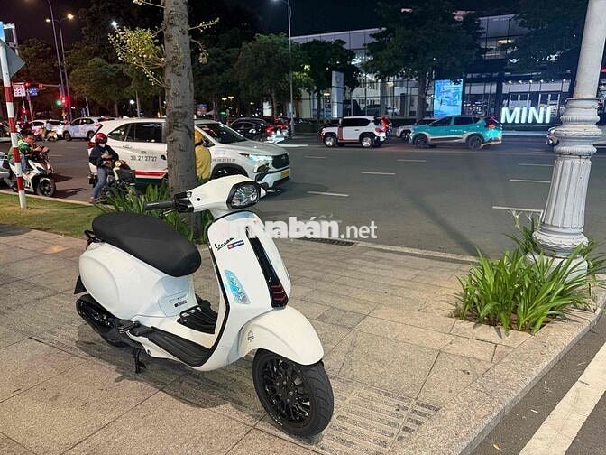 Piaggio Vespa Sprint 125cc 2018 Trắng 17000 km