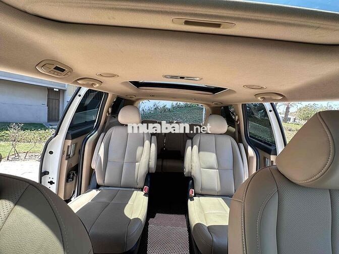 Kia Sedona 2018 Trắng
