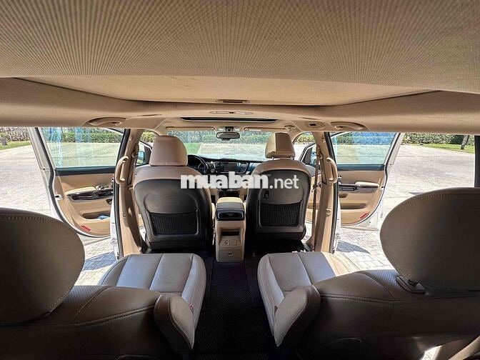 Kia Sedona 2018 Trắng
