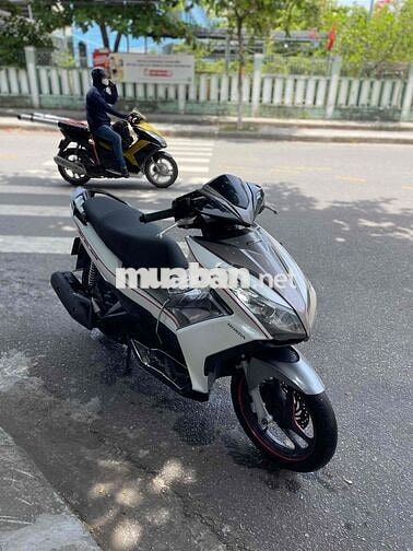 Honda Air Blade Trắng bạc Xe tay ga