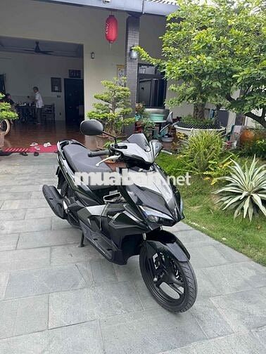 AirBlade 2018 Đen bóng nguyên rin Hỗ trợ góp