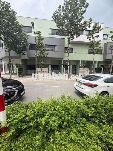 bán gấp nhà 2lầu mới tinh tại KDC đáng sống nhất nhì thuận giao