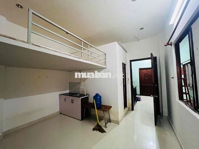 Cho Thuê Gác, Học viện hàng không, Đại học Ngoại ngữ, Sân Bay