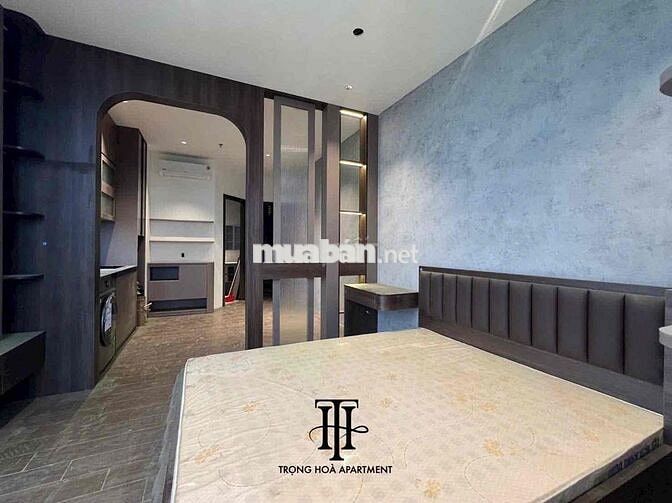 Căn hộ 1 phòng ngủ full nội thất cửa sổ lớn đường Nguyễn Văn Cừ quận 5