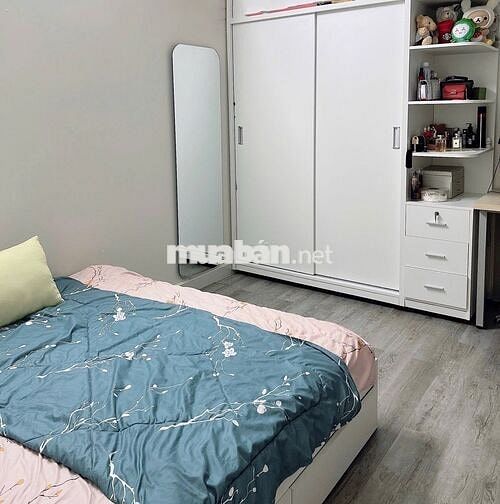 Bán căn hộ Green River Q.8 3PN 2WC Full NT SHR sang tên ngay