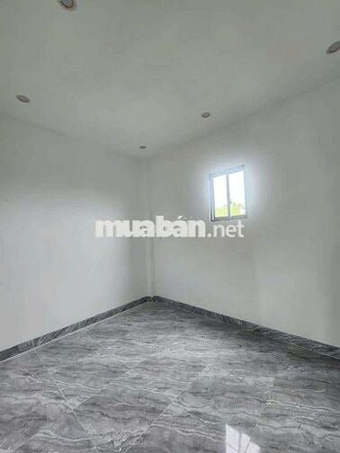 Nhà mới 4x10m 3 phòng ngủ gần trường cấp 2 Nguyễn Văn Bứa Hóc Môn