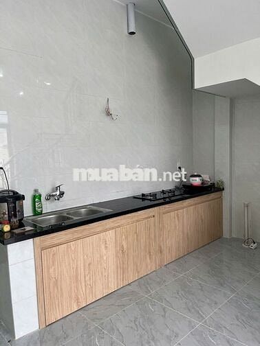 Cho thuê nhà 2 tầng, 3PN đường VÕ VĂN NGÂN, Hòa Xuân_ Giá 10.5tr