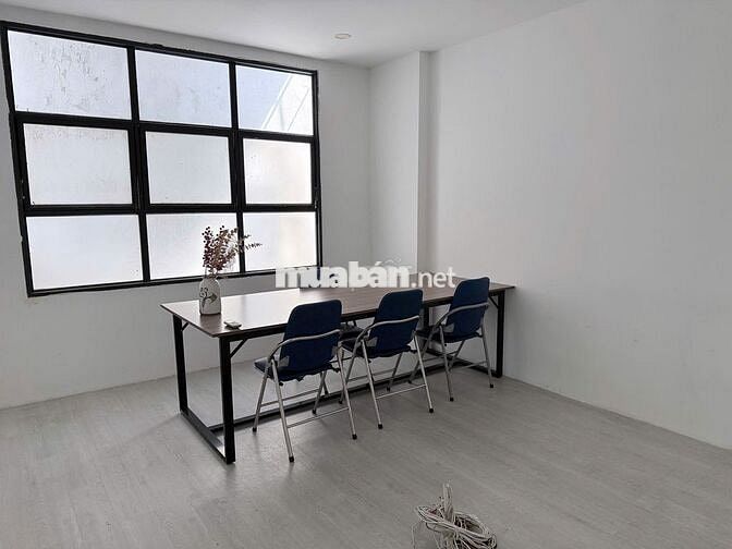 Cho thuê Văn Phòng tầng 3 nhà mặt phố 69/2/15 Nguyễn Gia Trí