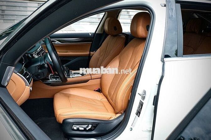 BMW 730i 2015 Trắng 61.000km
